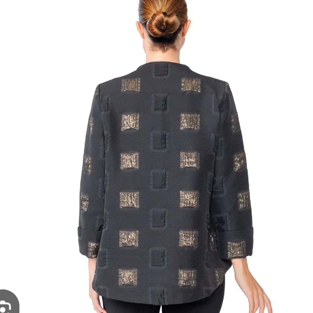 Preowned Ic Collection. Jacket View 2